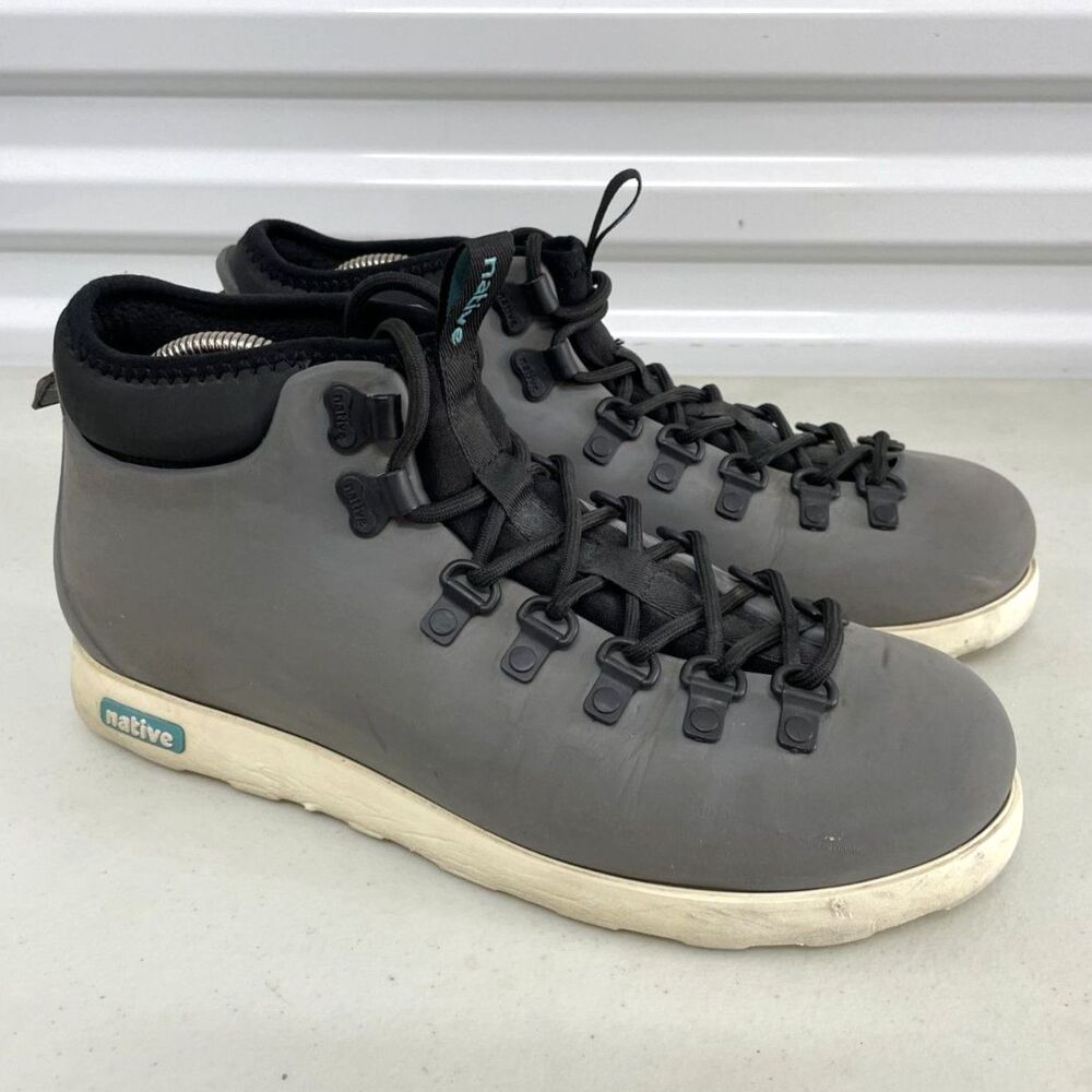 NATIVE FITZSIMMONS MENS 10 ANKLE WATERPROOF CASUAL BOOTS - No Insoles